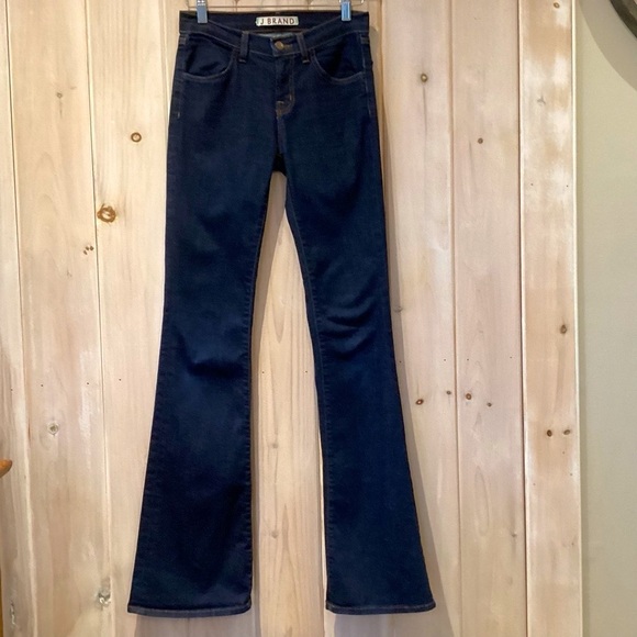 J Brand boot cut jeans - Picture 1 of 6
